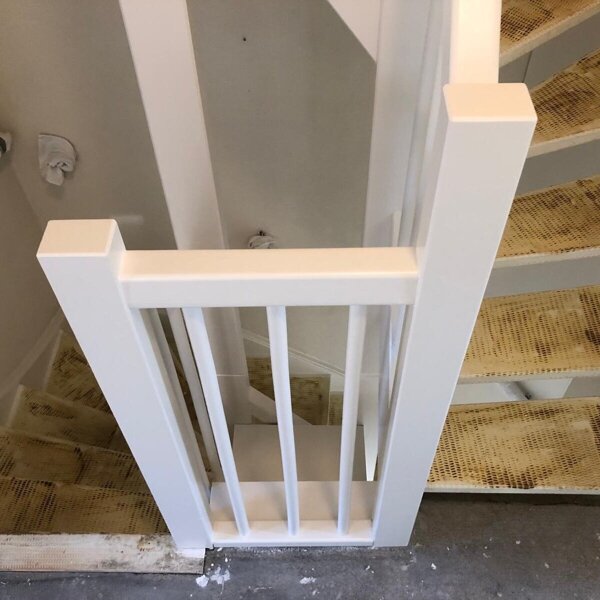 Lederlook traprenovatie antraciet zwart met LED-verlichting open trap dichte trap Drunen Vlijmen Den Bosch Rosmalen.jpg