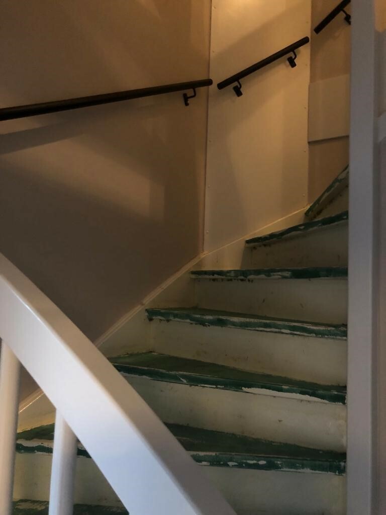 Zwart eiken Z-trap in Bruchem Zaltbommel.jpg