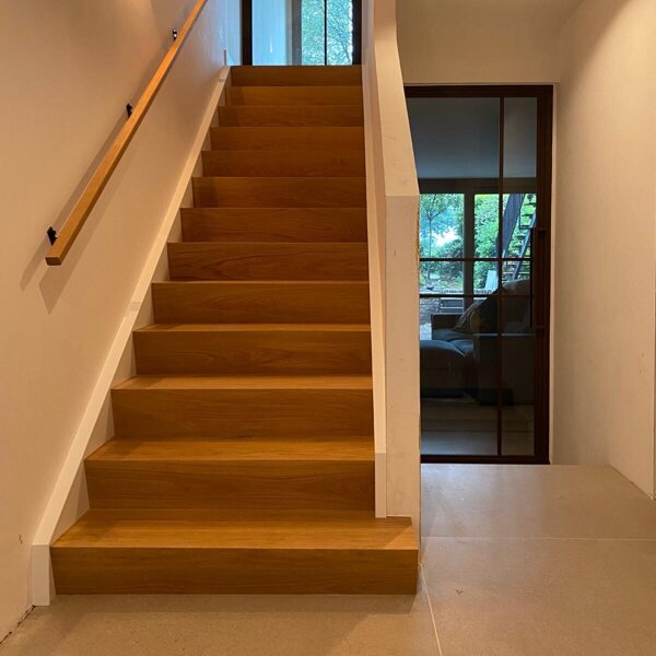 Eiken bloktrap door traprenovatie, Z-trap, bloktraprenovatie, bloktrap, Rosmalen, Den Bosch, Vught, Eindhoven