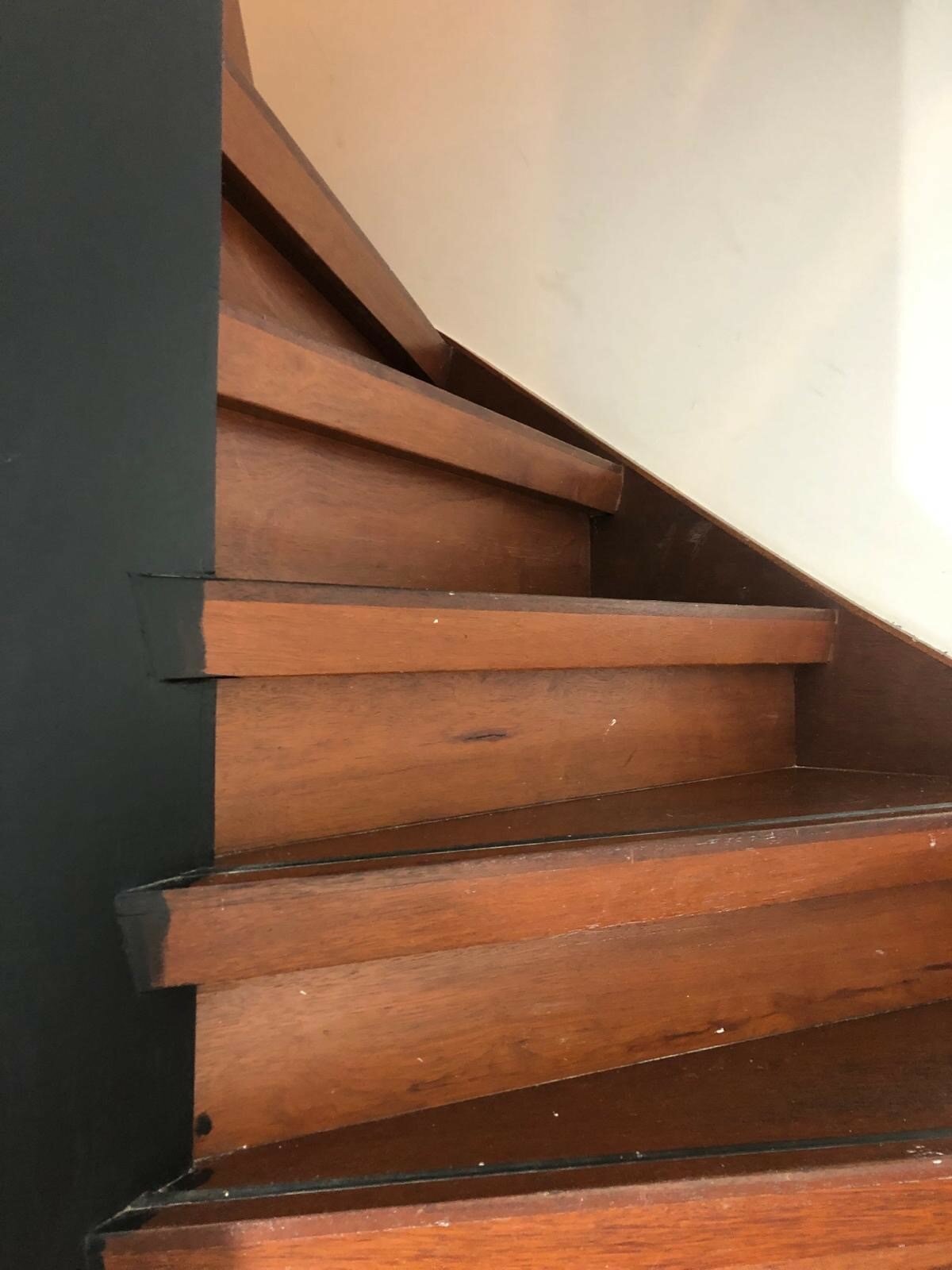 Eiken Z-trap door traprenovatie Den Bosch Utrecht Zaltbommel.jpg