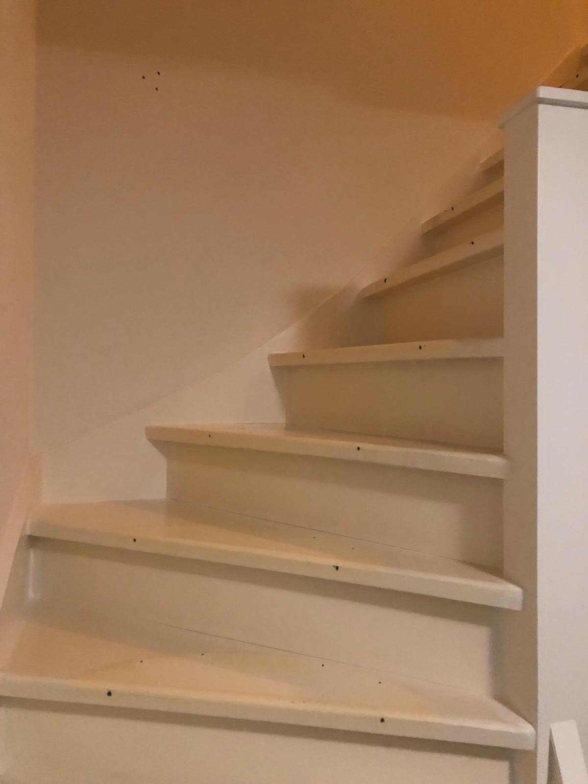 Eiken traprenovatie overzettreden stootborden antislip leuning brabant.jpg