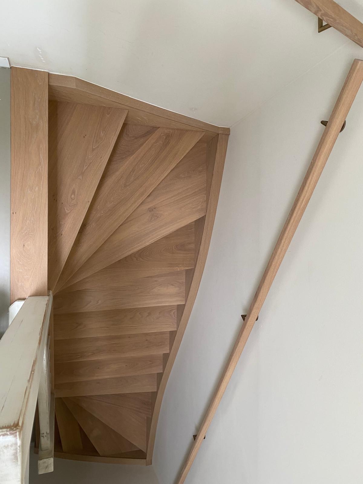 Eiken Z-traprenovatie in Vught, den Bosch, 's-Hertogenbosch, Rosmalen, Z-trap eikenhout renovatie.JPG