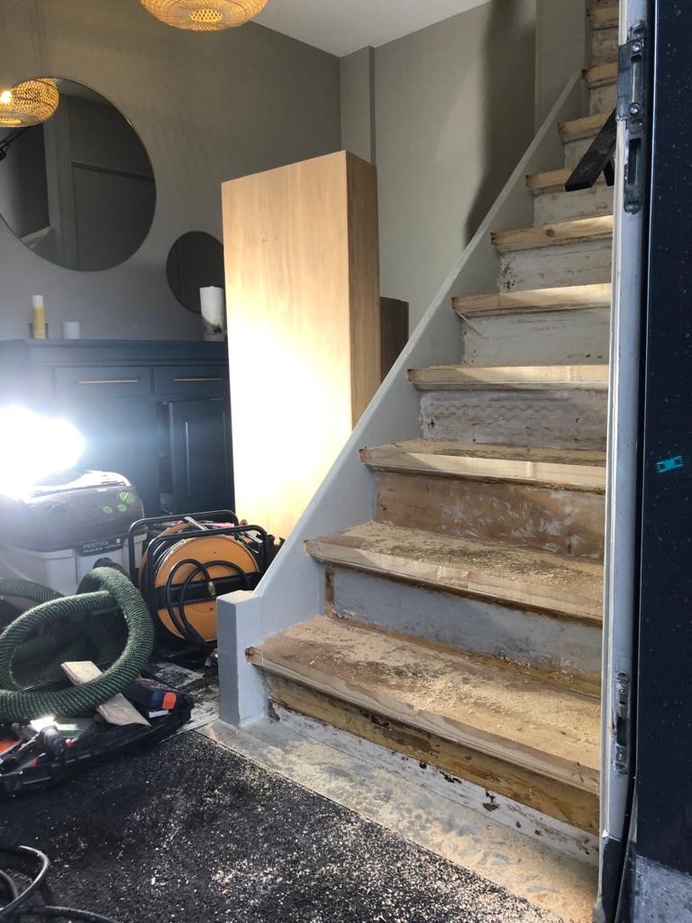 Eiken Z-overzettreden Z-trap in Den Bosch, modern, naturel eiken.jpg