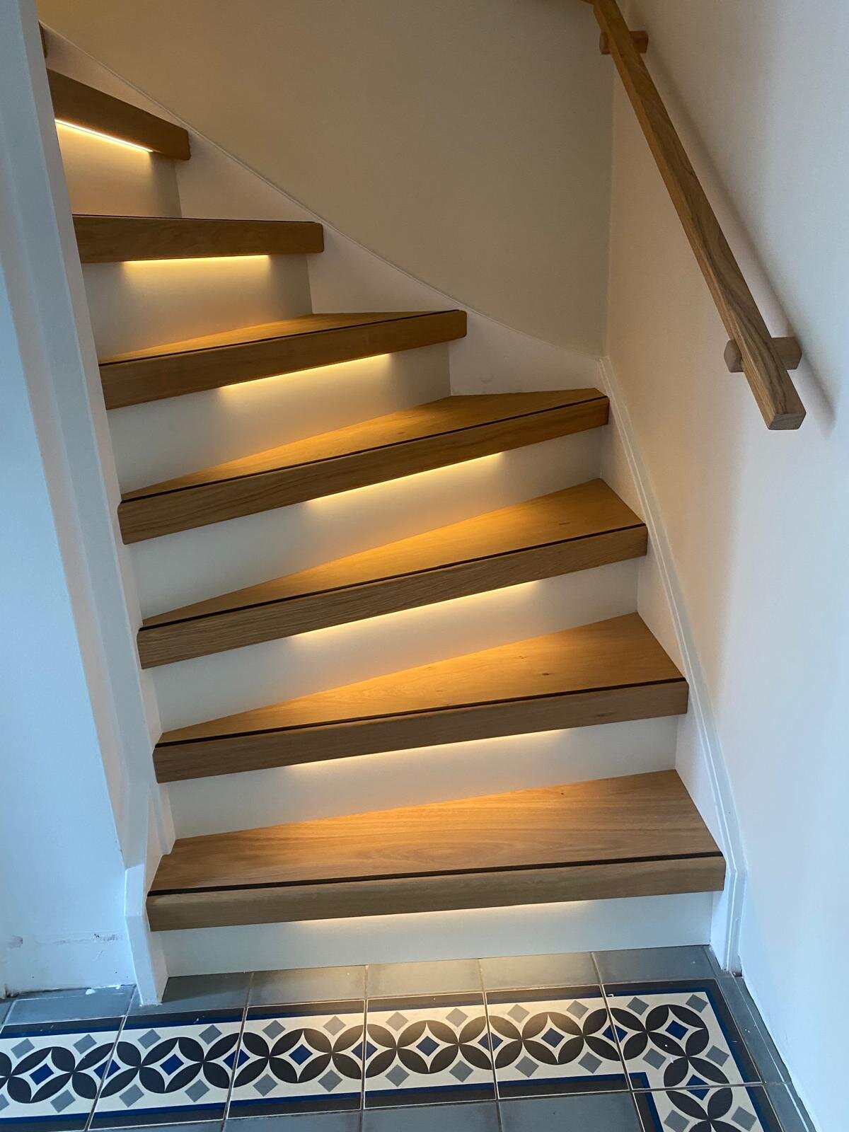 Eiken traprenovatie met LED verlichting in Rosmalen