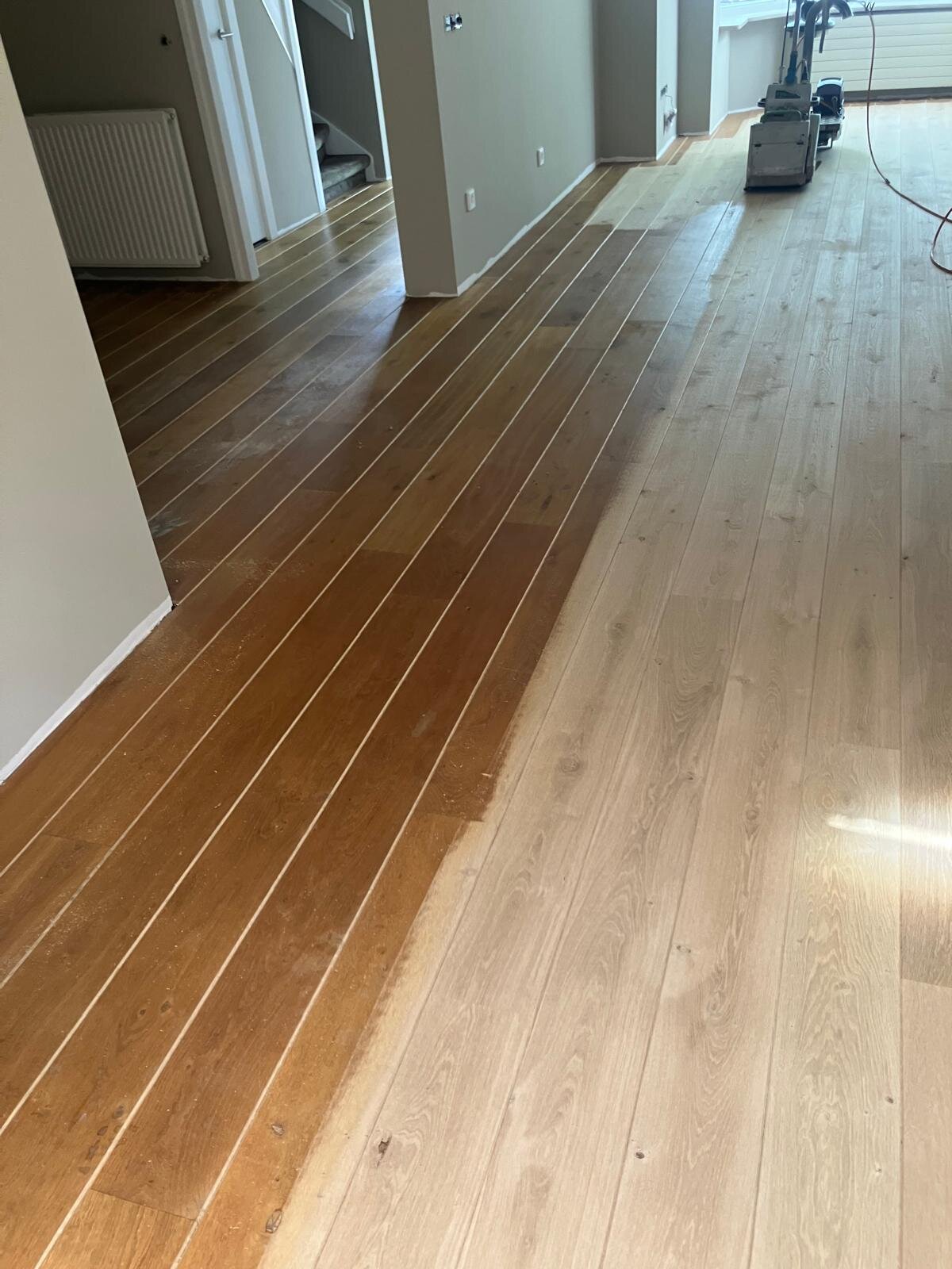 Eiken vloer schuren en behandelen met Rubio Monocoat kleur Smoke In Drunen, Vlijmen, Rosmalen, Waalwijk, Den Bosch.jpg