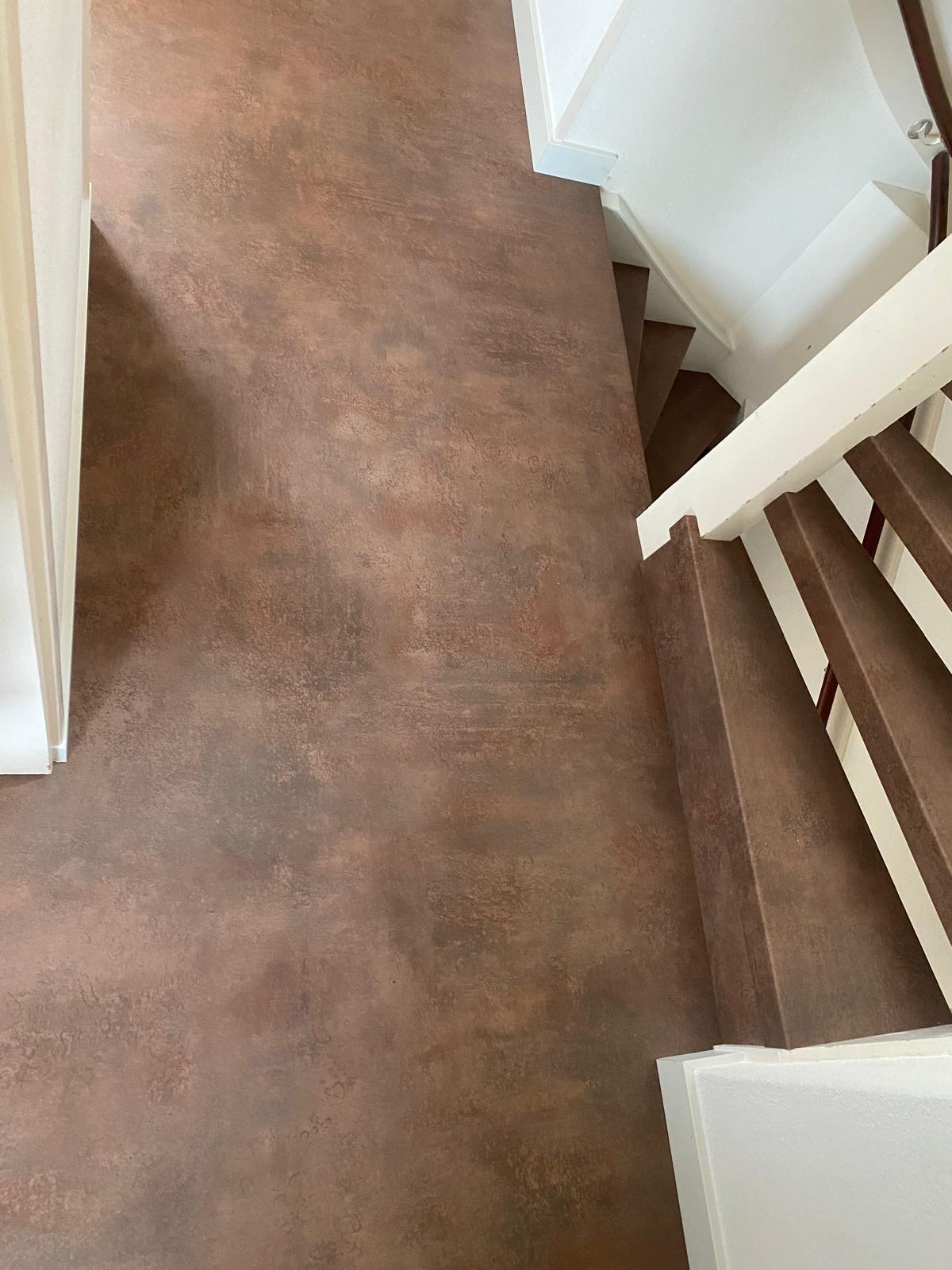 Brons kleurige overzettreden en stootborden traprenovatie Den Bosch, Rosmalen.JPG