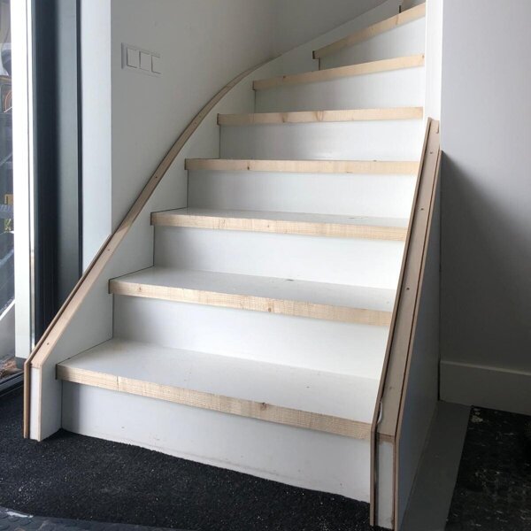 Design traprenovatie, Z-trap, blok-trap, design, modern, eikenhouten traprenovatie, Gorinchem, Den Bosch, 's-Hertogenbosch, Utrecht.jpg