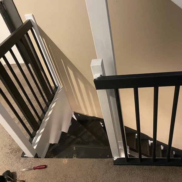 Nieuwbouw balustrade worden strakke muurtjes i.c.m. een Z-trap, blok trap, Z-traprenovatie Berkel-Enschot.JPG