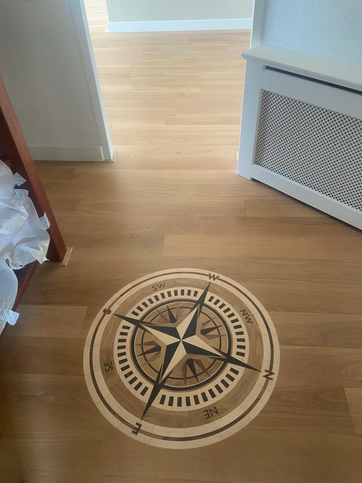 Eiken vloer schuren en kompasroos maken in parket.jpg