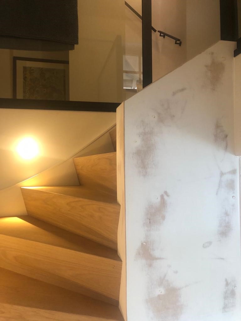 Maatwerk Z-trap renovatie Z-vormige treden eiken.jpg