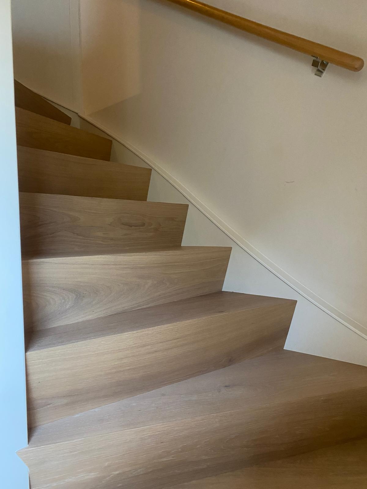 Licht eiken Z-traprenovatie, Z-trap, bloktrap, Eindhoven.JPG