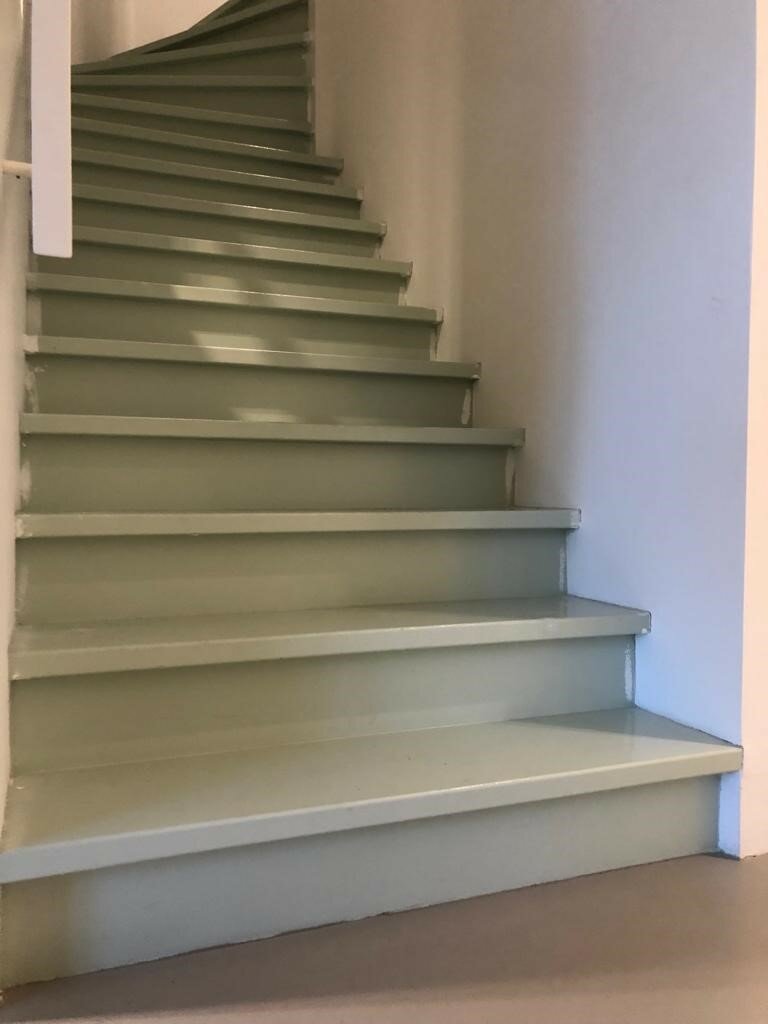 Eiken Z-trap door traprenovatie in Utrecht.jpg