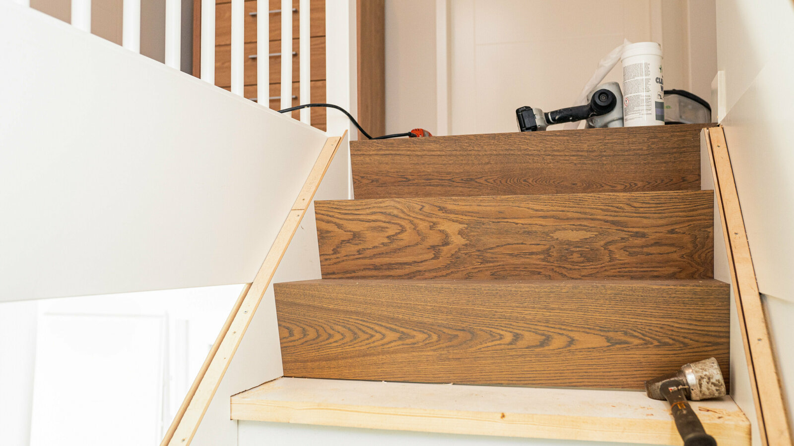 Eiken Z-trap traprenovatie bloktreden overzettreden Ztrap Bas van Genderen.jpg