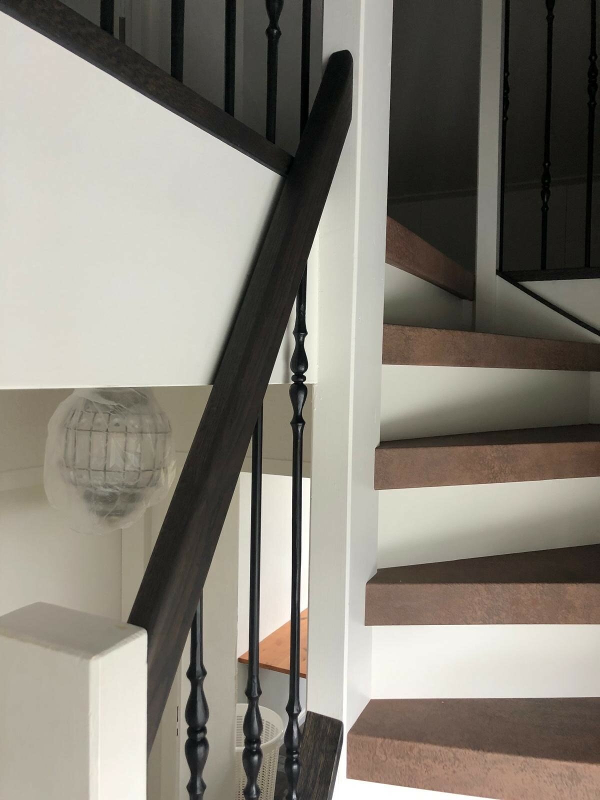 Vakwerk traprenovatie totaalpakket volledig met balustrade vernieuwen trappengat traprenovatie overzettreden Den Bosch Rosmalen Zaltbommel.jpg