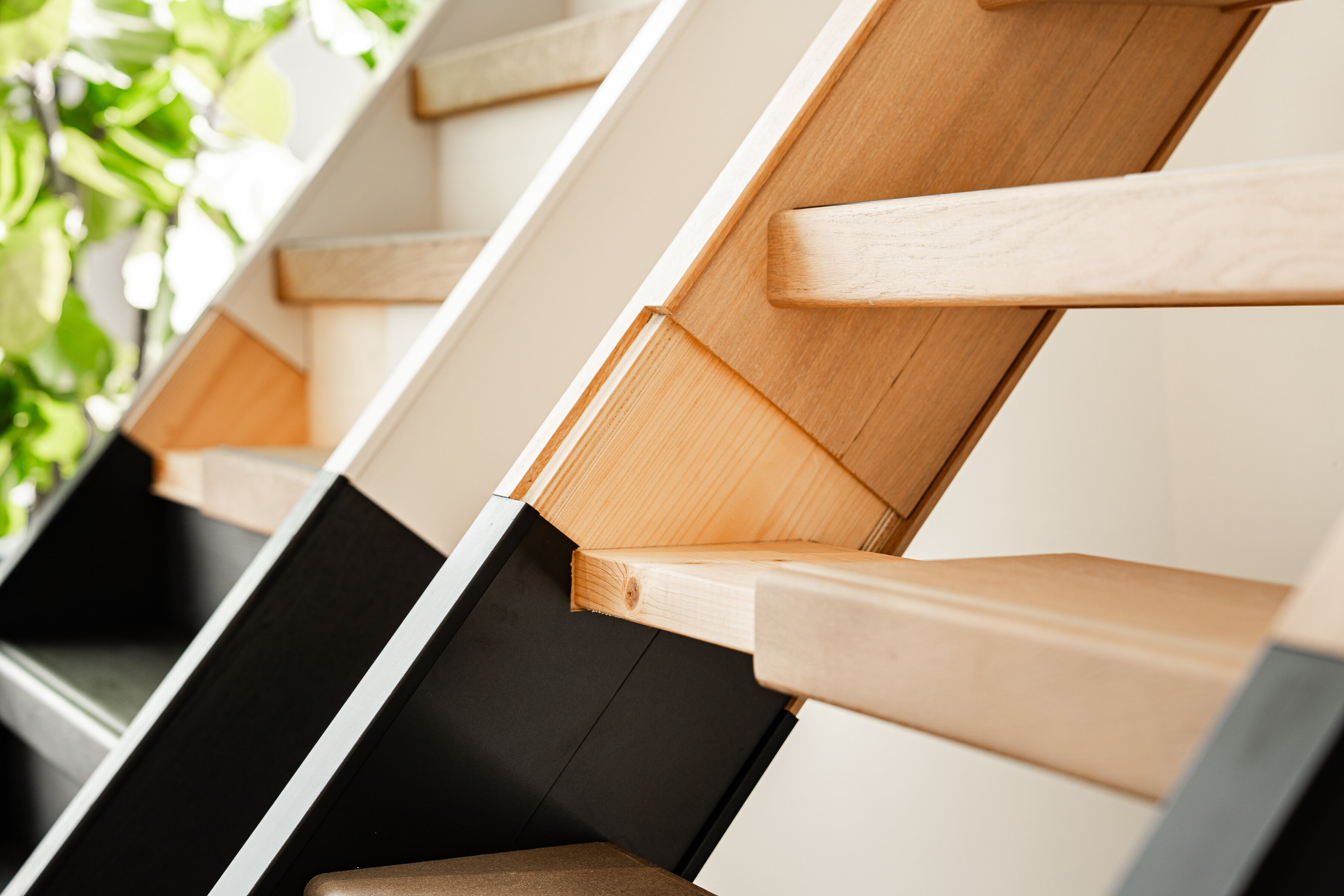 traprenovatie showroom anti slip